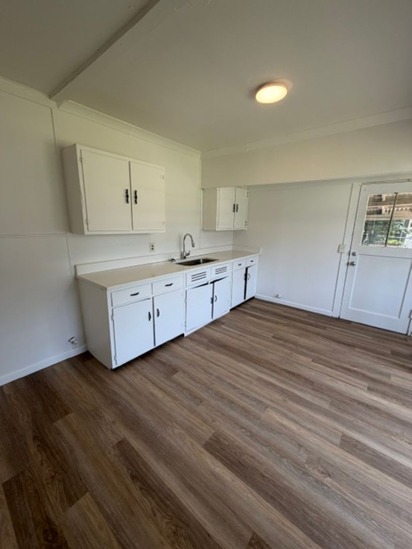 Remodeled 2 Bedroom 1 Bath East Waco – photo 3