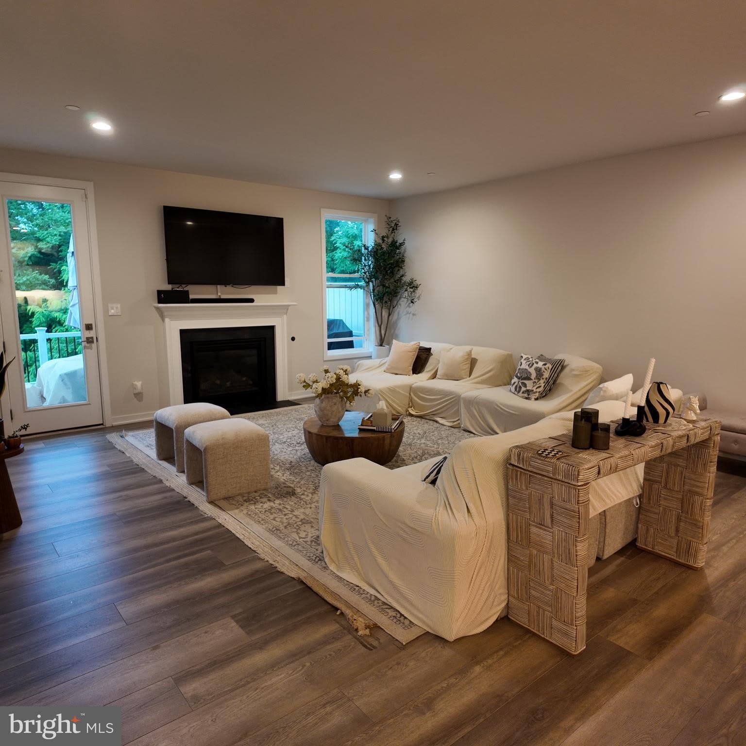 148 Kennedy Drive – photo 3