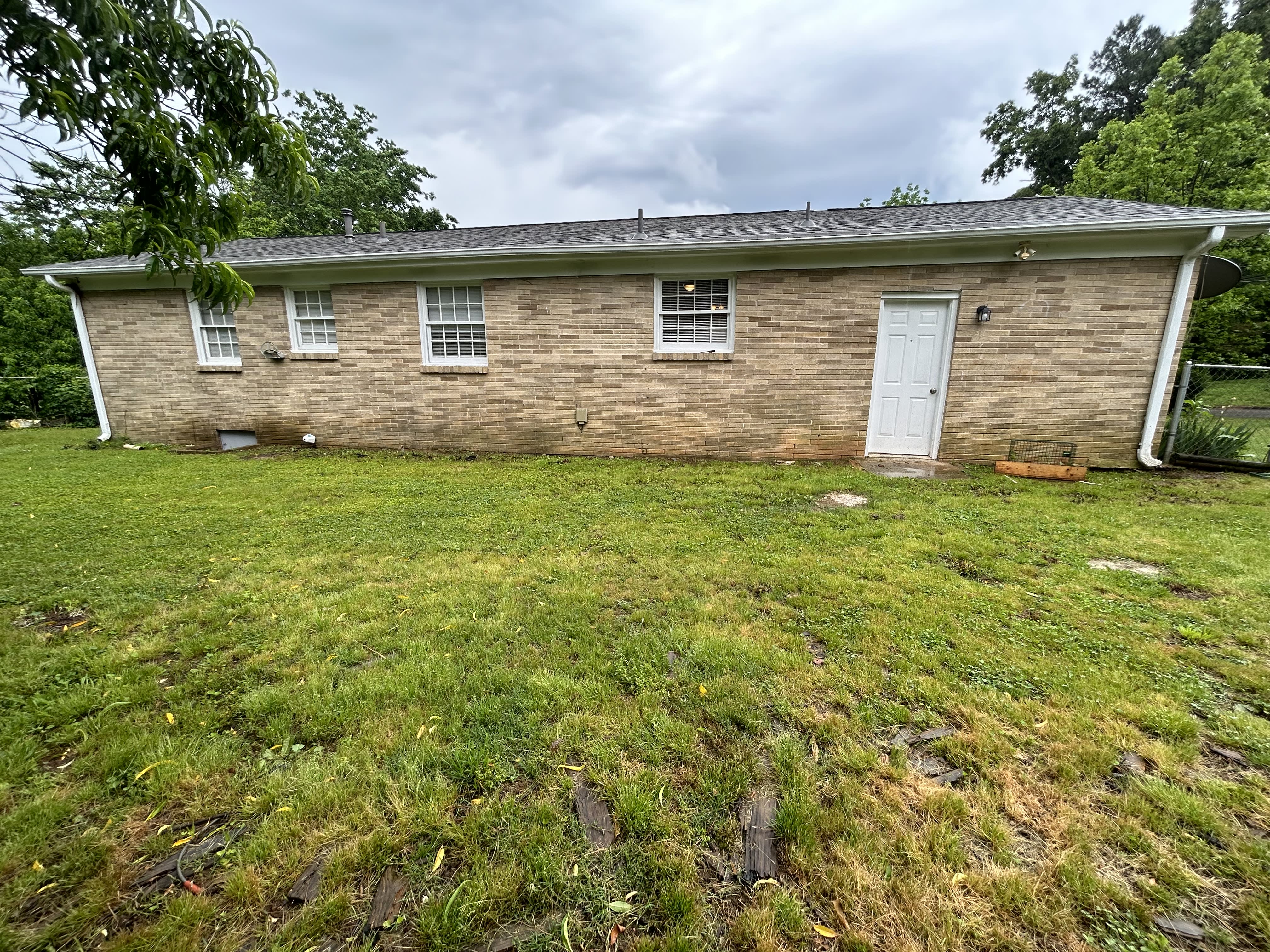 2408 Springhill Rd NW – photo 3