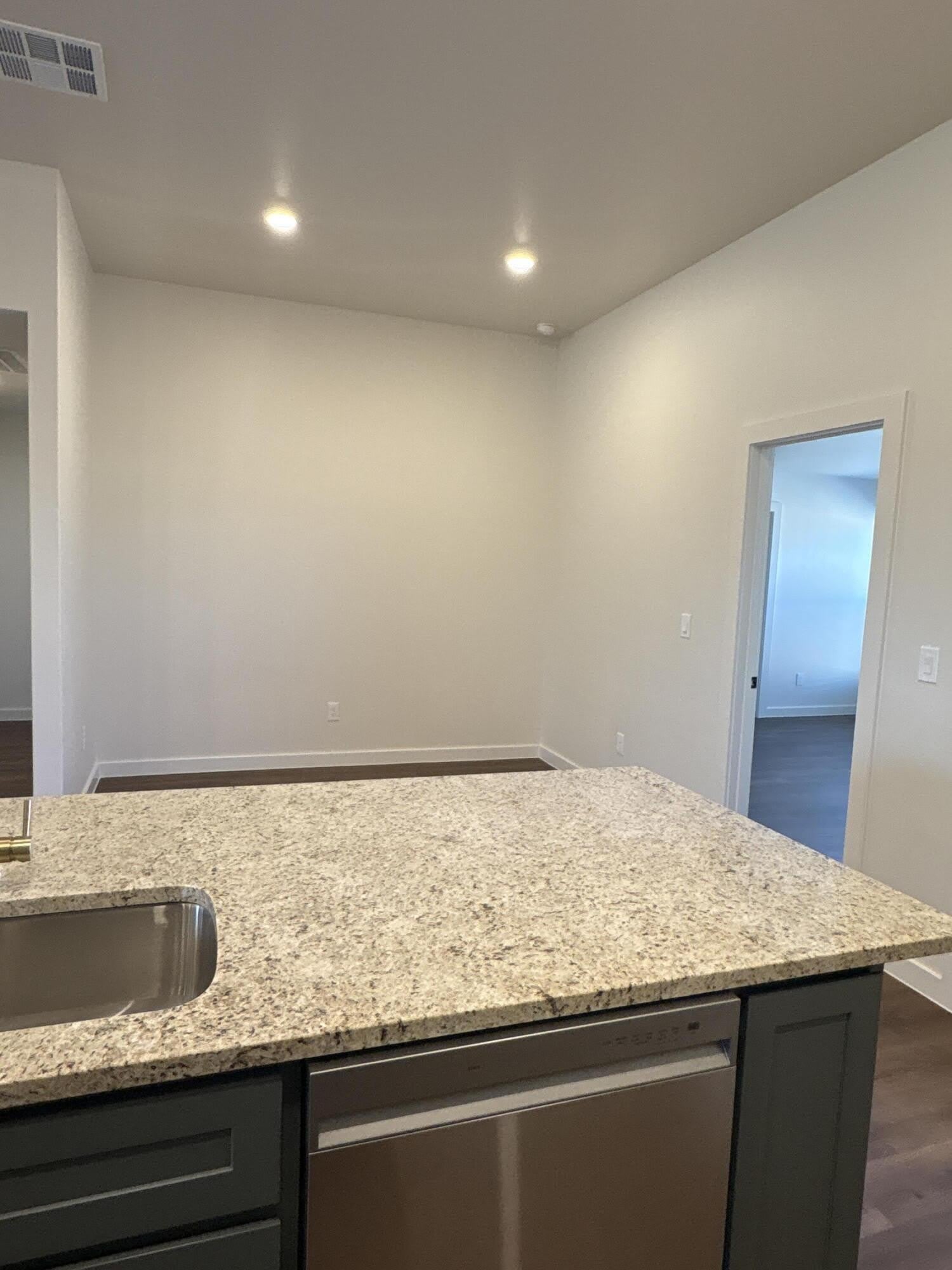 2143 Langford Avenue – photo 4