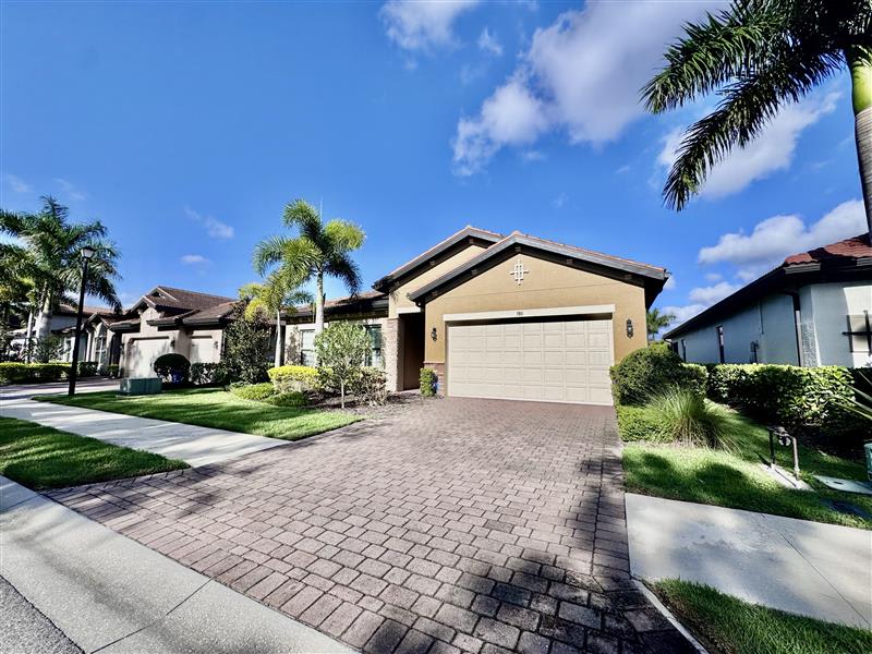380 Maraviya Blvd – photo 2