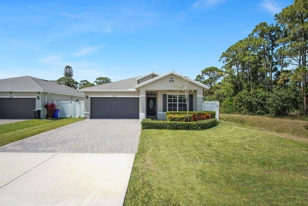 3909 Se Lee Street – photo 2