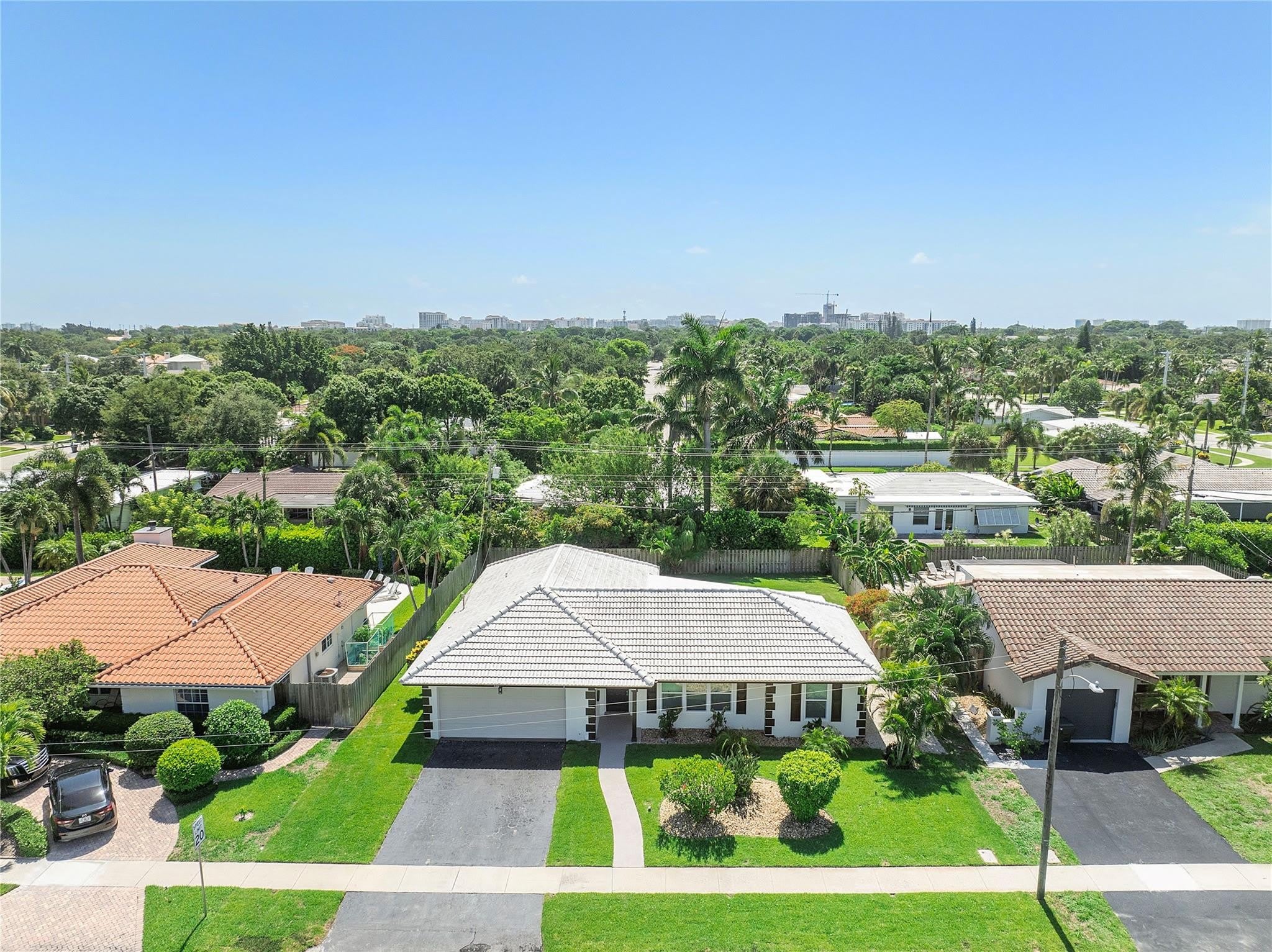 400 SW 9th Avenue – photo 3