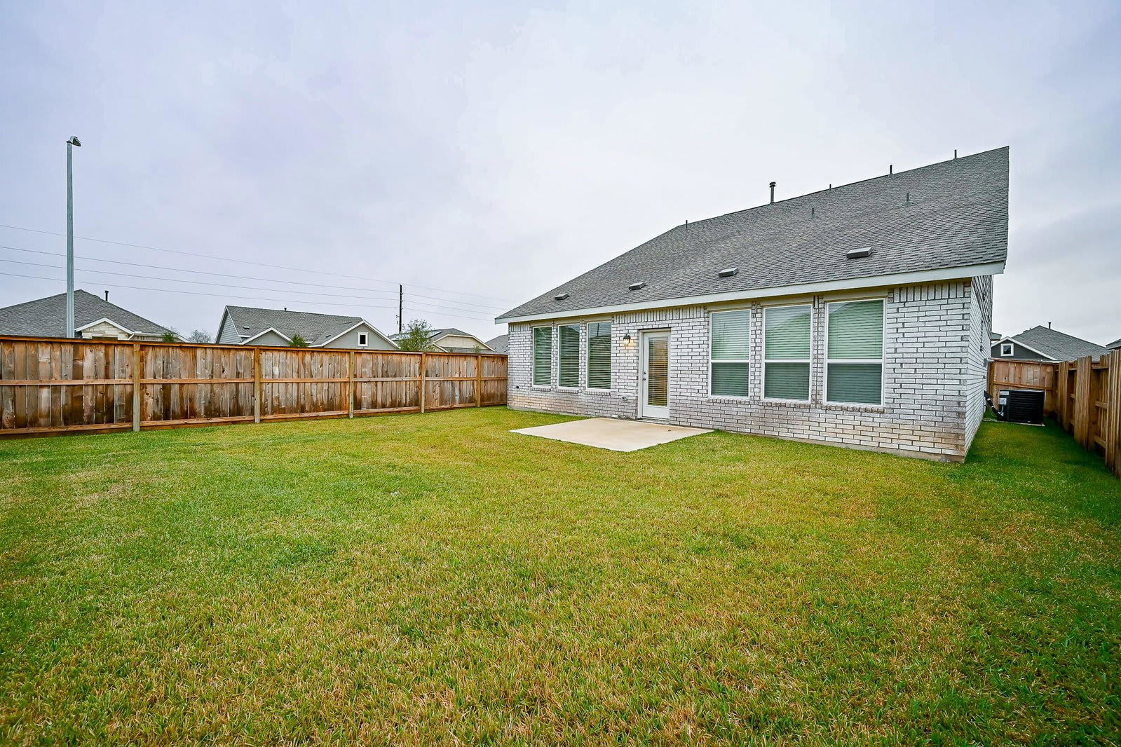 6427 Seafoam Lake Drive – photo 2