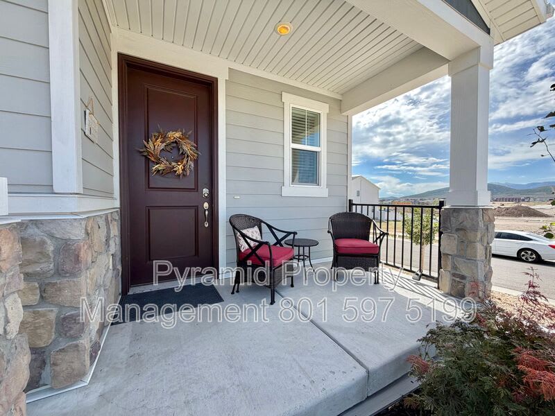 7239 Woods Rose Dr – photo 2