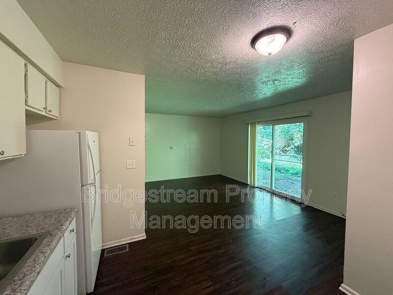 3001 Idylwilde Blvd – photo 4