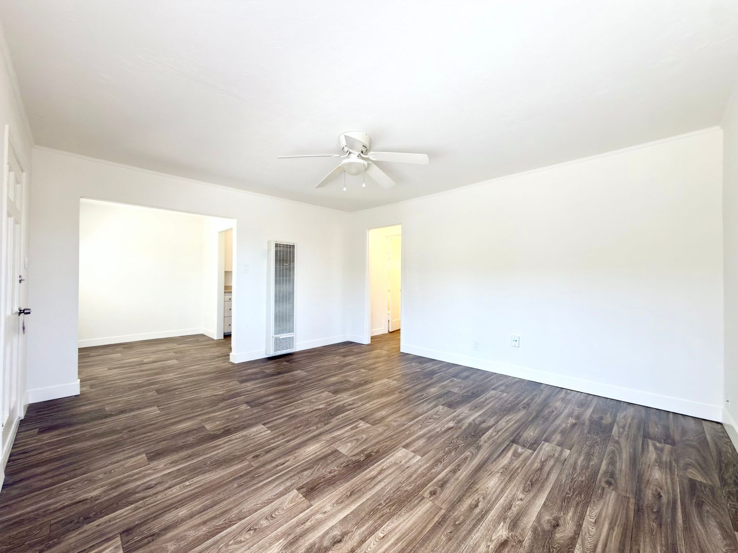 Single Level Cottage Near Downtown! – photo 3