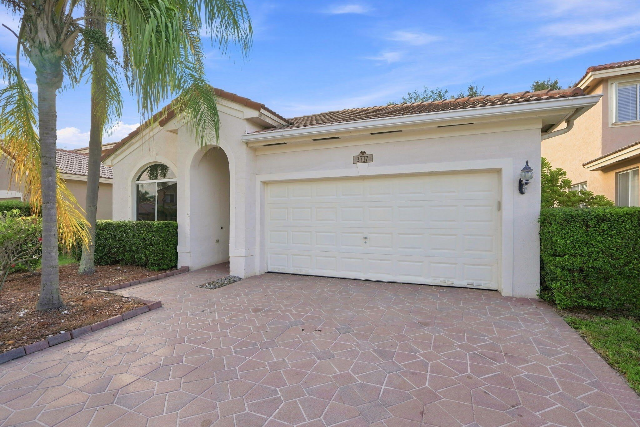 3717 Pebblebrook Manor – photo 4