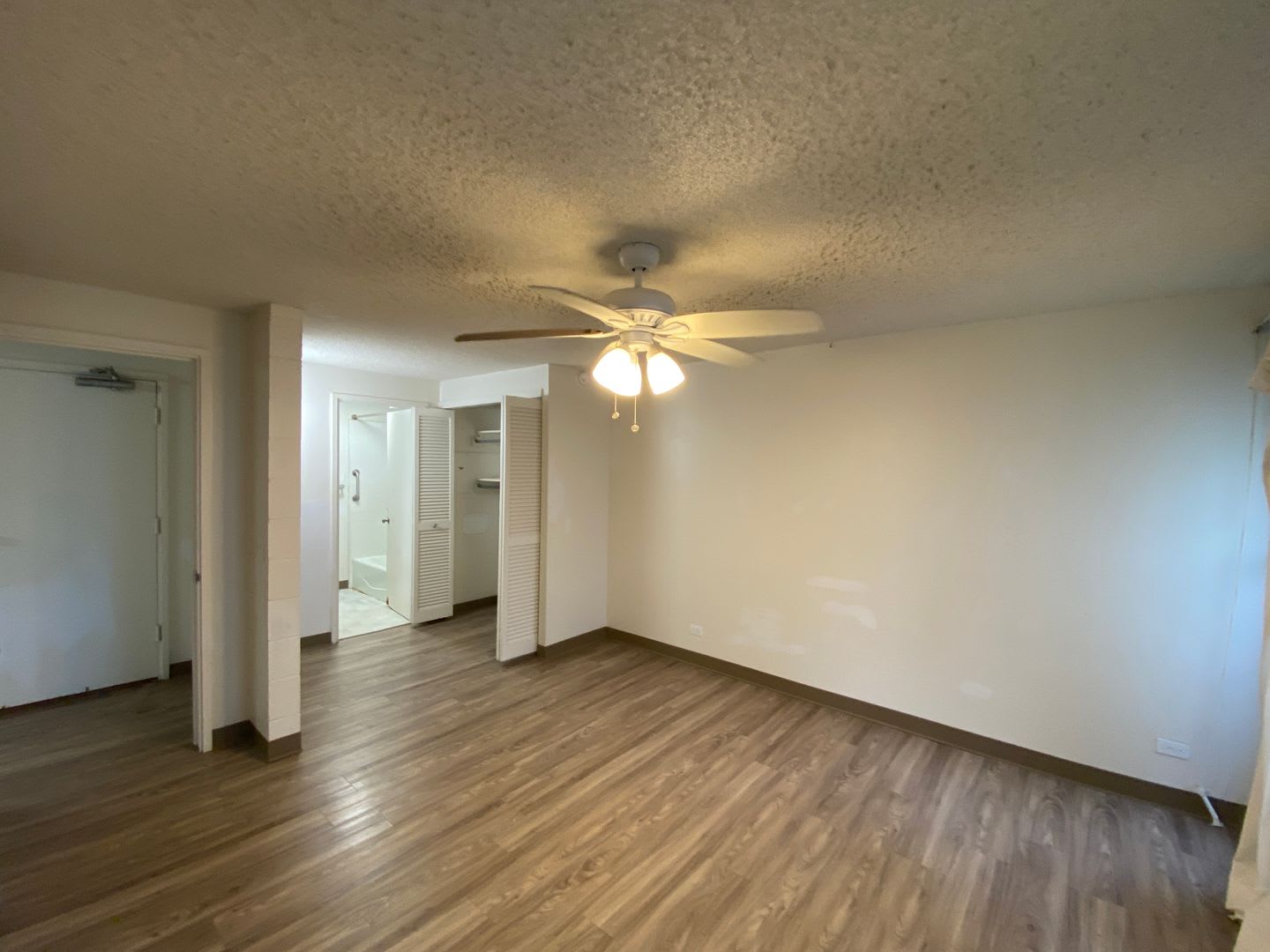 For Rent 1436 Kewalo St 204 – photo 3