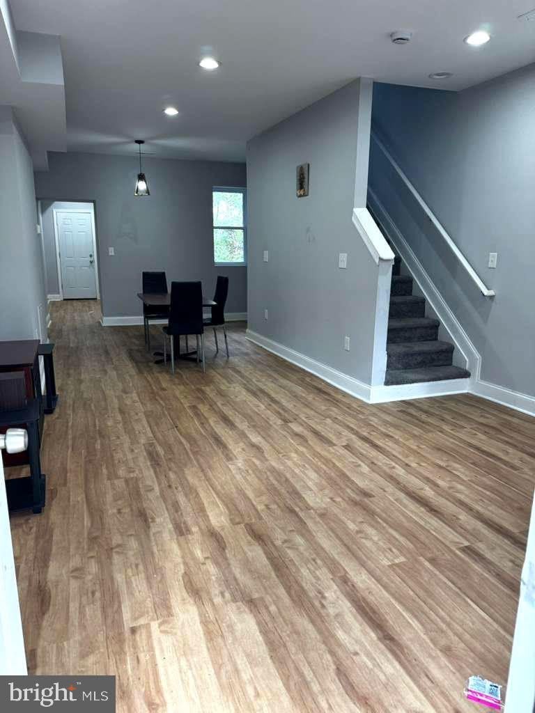 621 DENISON Street – photo 2