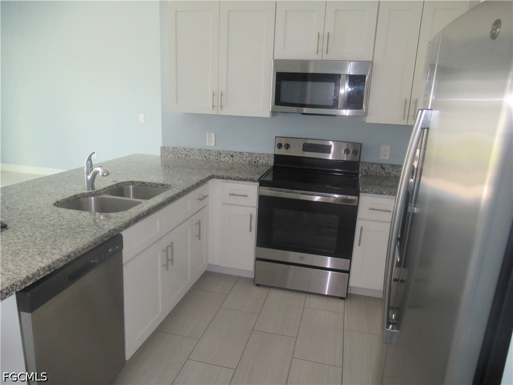 4230 NW 32nd Terrace – photo 5
