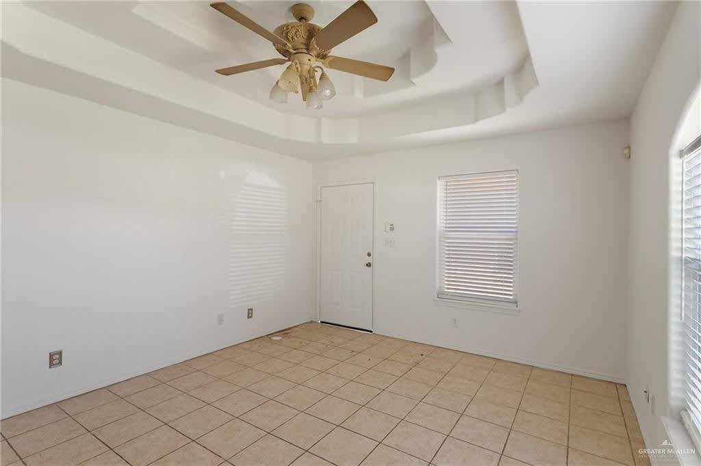 705 West Bronze Drive – photo 2
