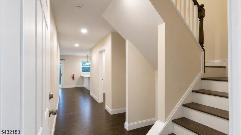 7 Maple St – photo 2
