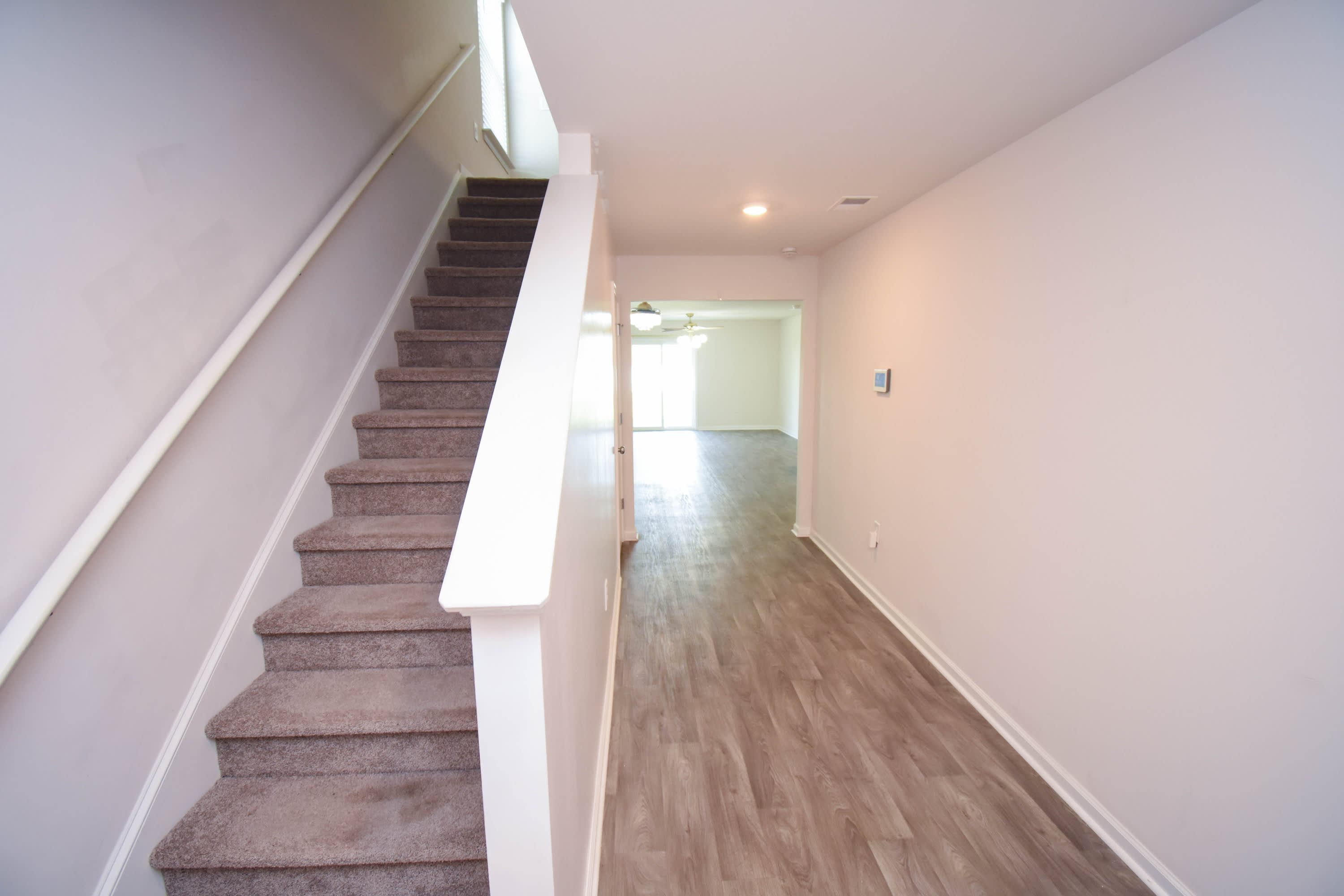 6619 Colonial Drive – photo 2