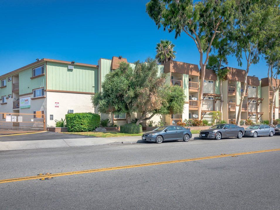 Citrus Court Apartments – photo 1