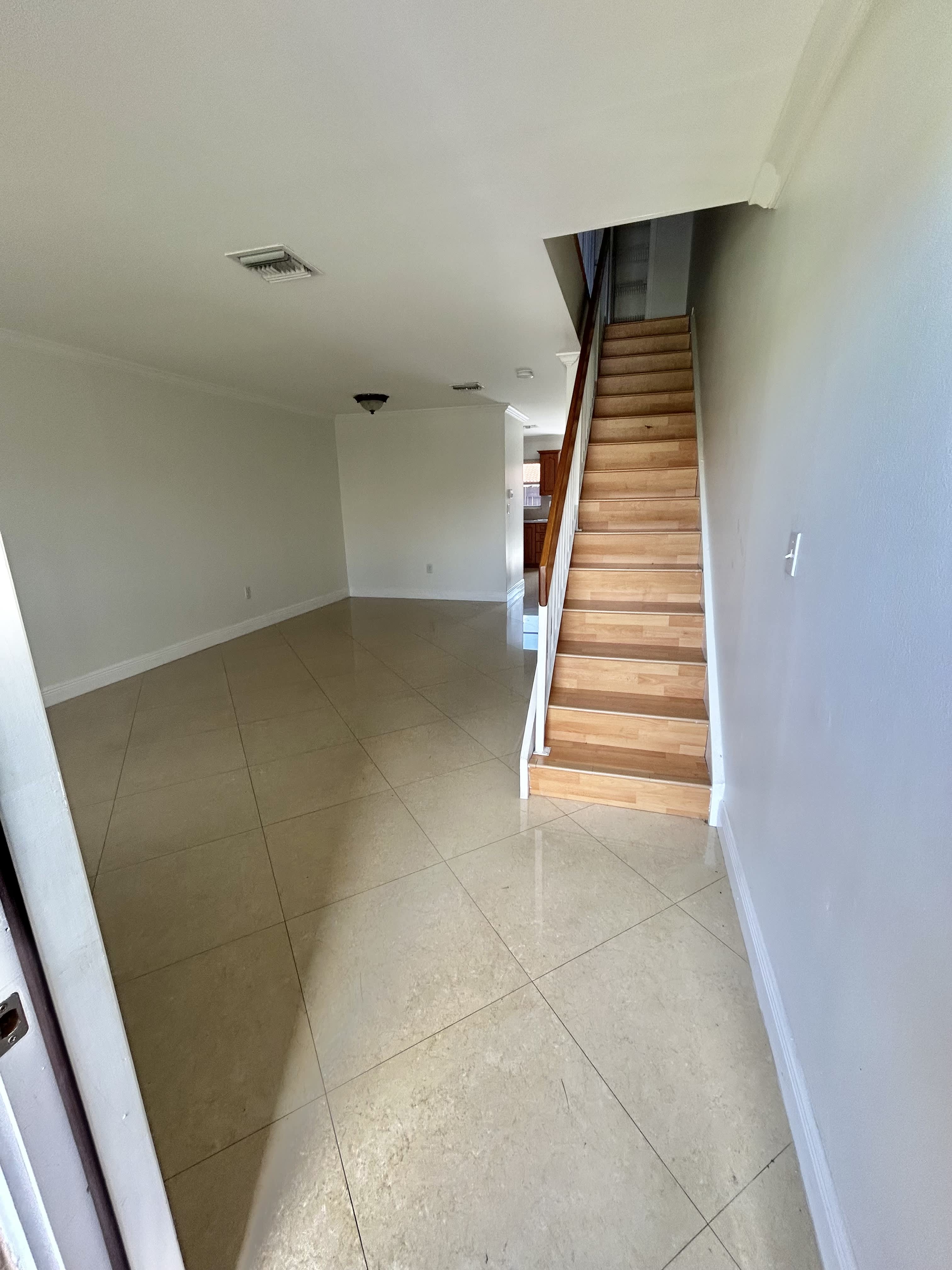 6435 Southwest 129th Place – photo 2
