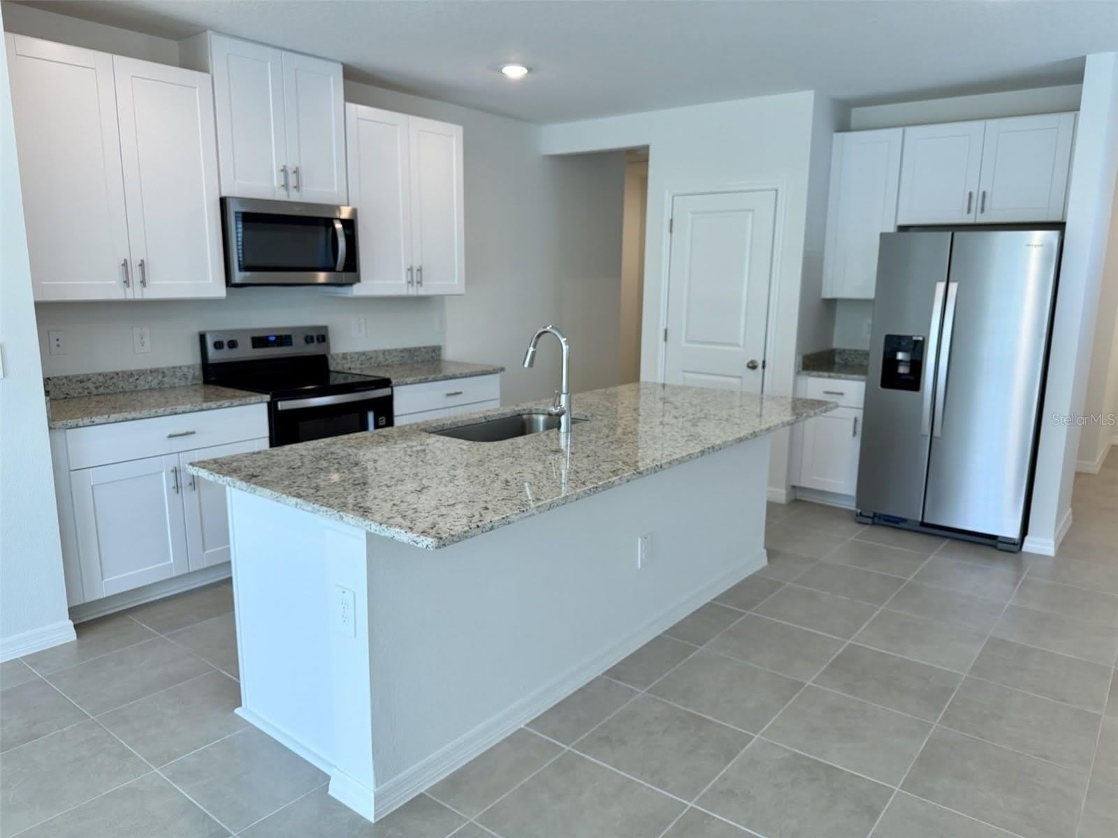 1483 Brekey Way – photo 2