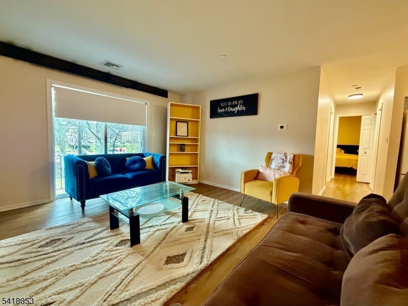 51 Smith St – photo 5