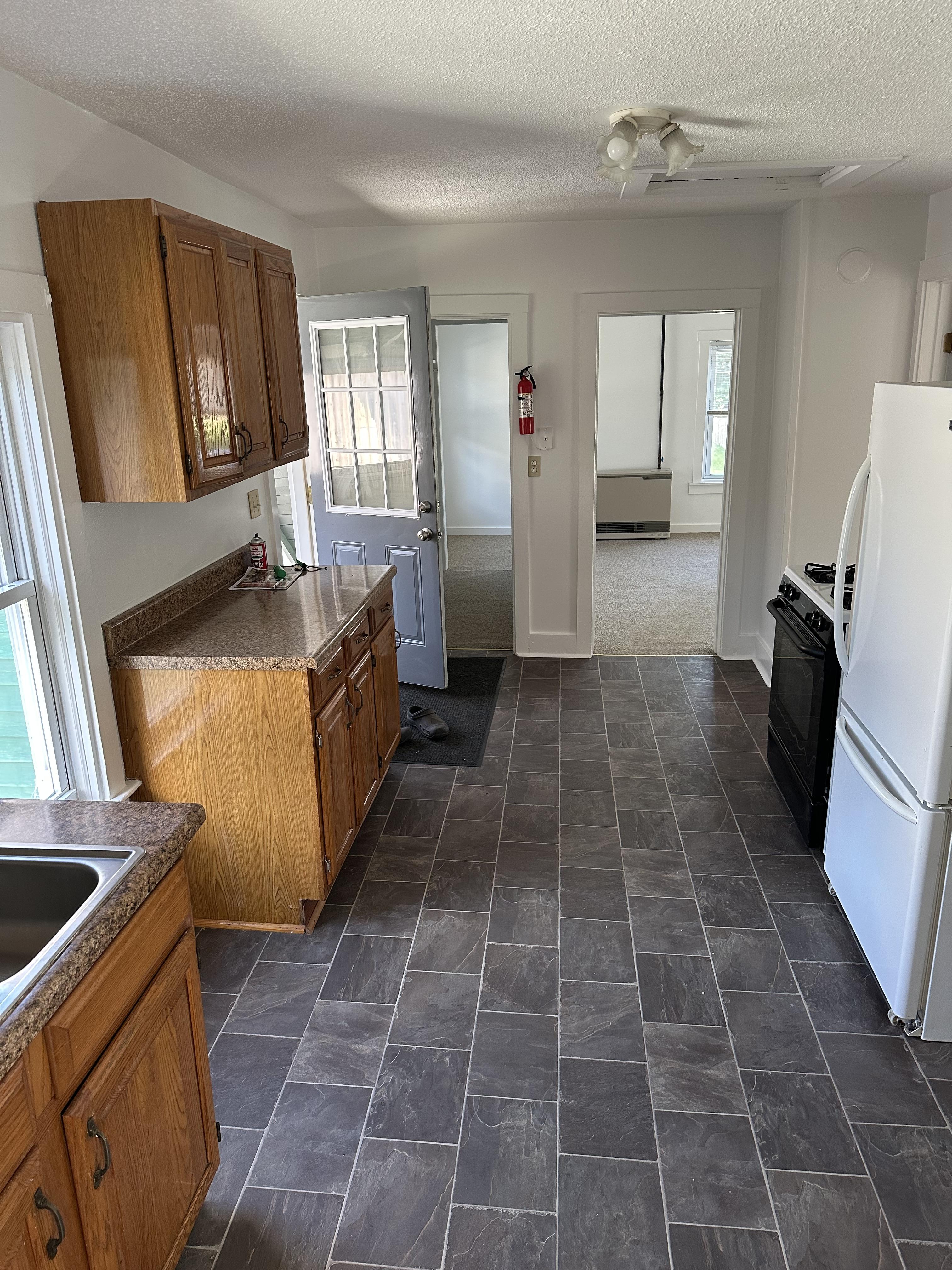 302 Manhattan Drive – photo 2