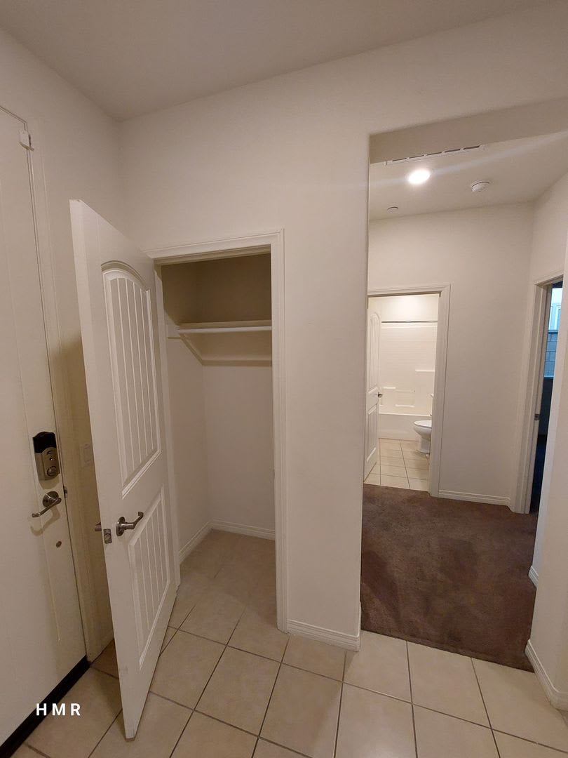 Beautiful 3 Bedroom 2 Bath Single Story Home – photo 5
