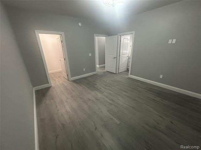 318 Grand River Avenue – photo 2