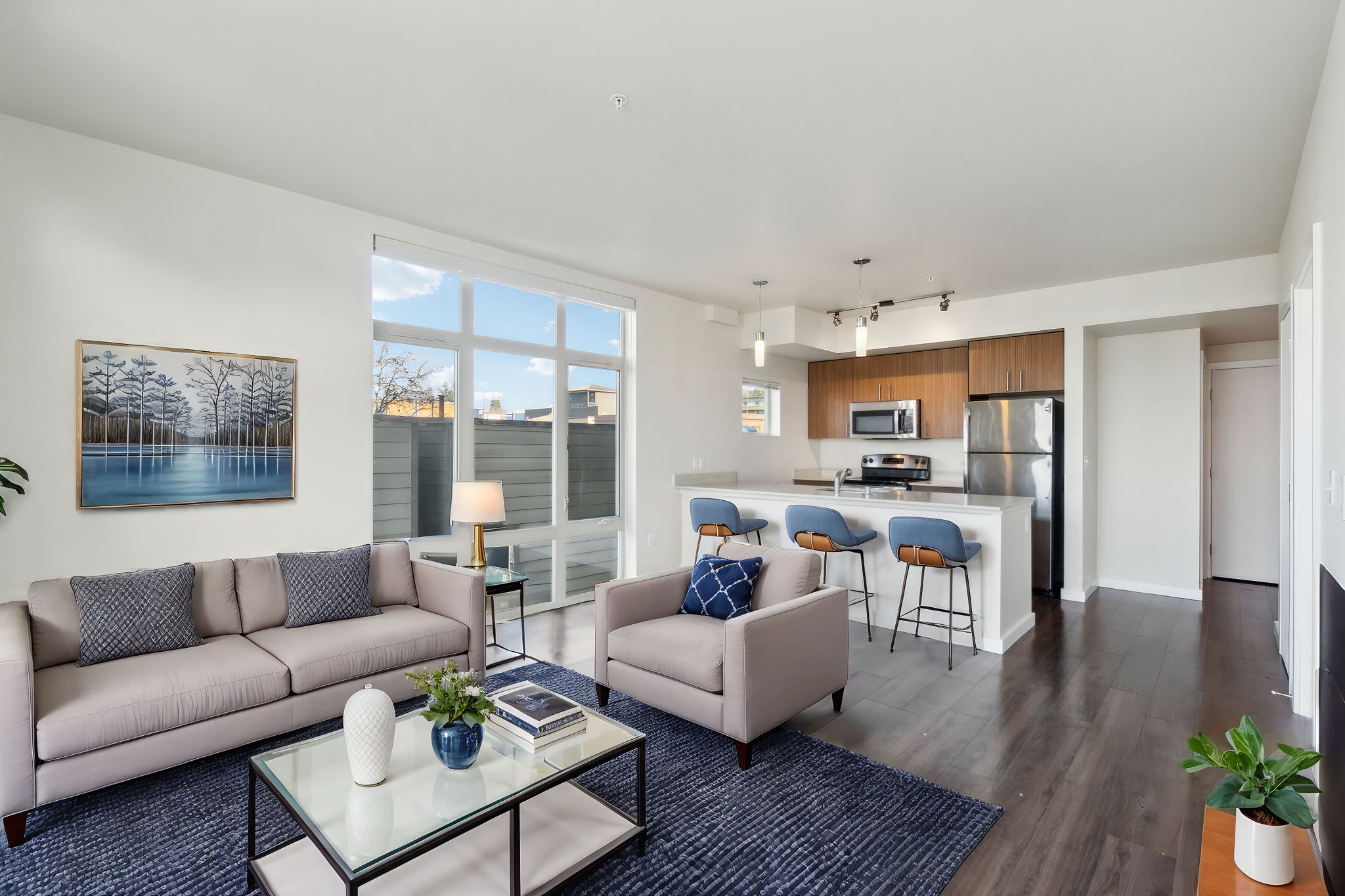 Reo Flats – photo 1