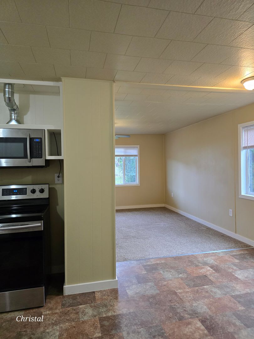 3 Bedroom in Bremerton – photo 5