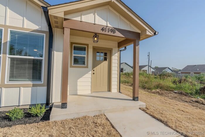 4119 West 57th Street – photo 4