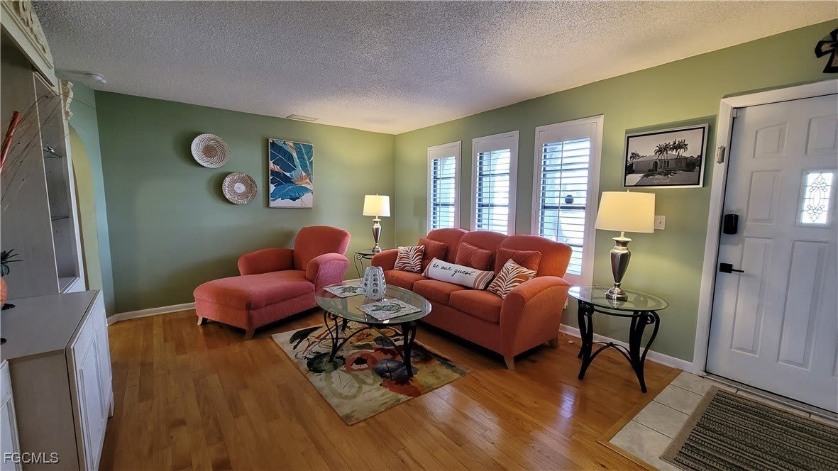 1126 SE 13th Terrace – photo 5