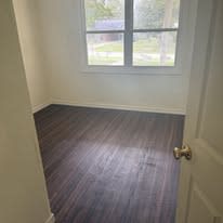 206 E Spring – photo 5