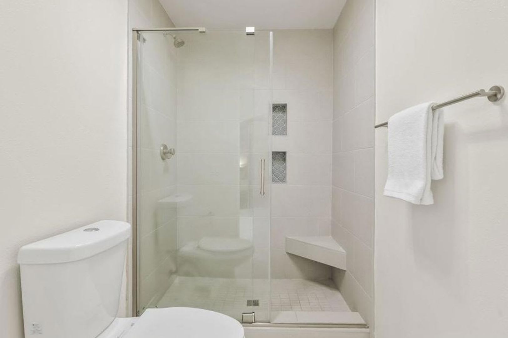 Live Elevated in the Heart of North Park! – photo 4