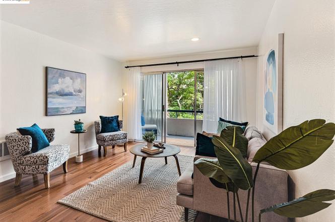385 Jayne Ave Apt 313 – photo 5