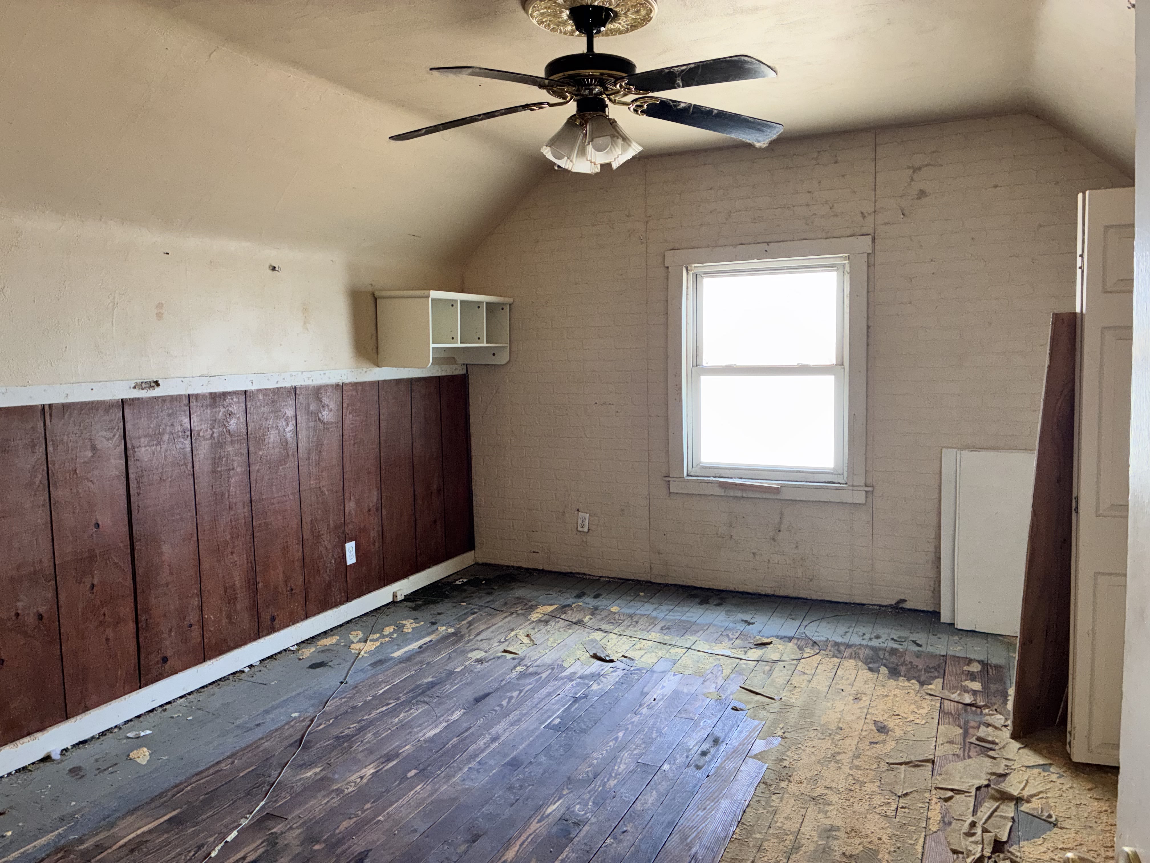 2317 Grand Avenue – photo 3