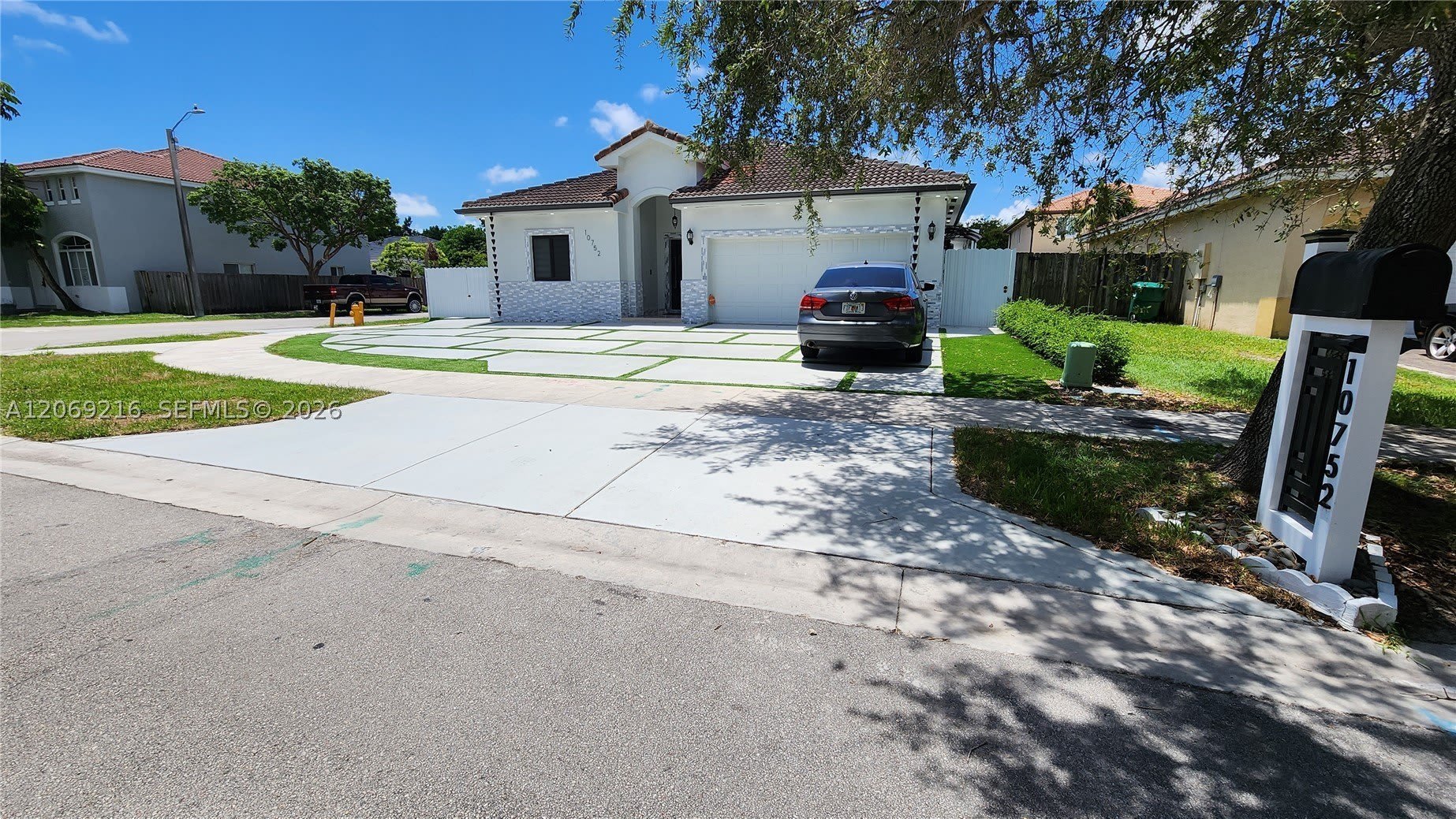 10752 SW 228th Ter – photo 4