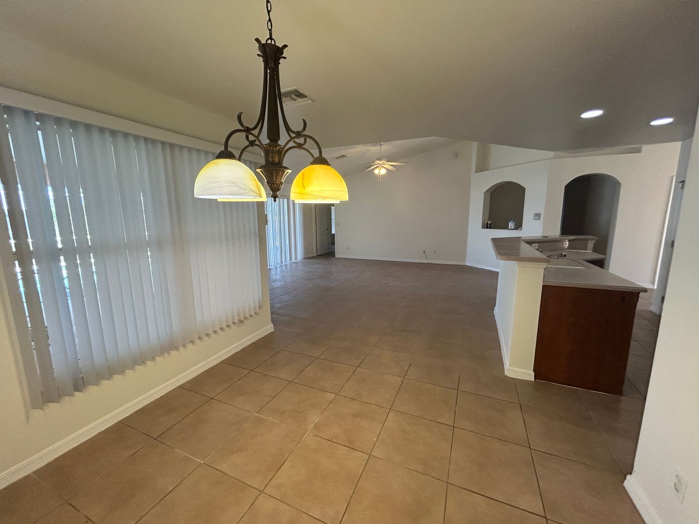 3 2 Pool Home – photo 4