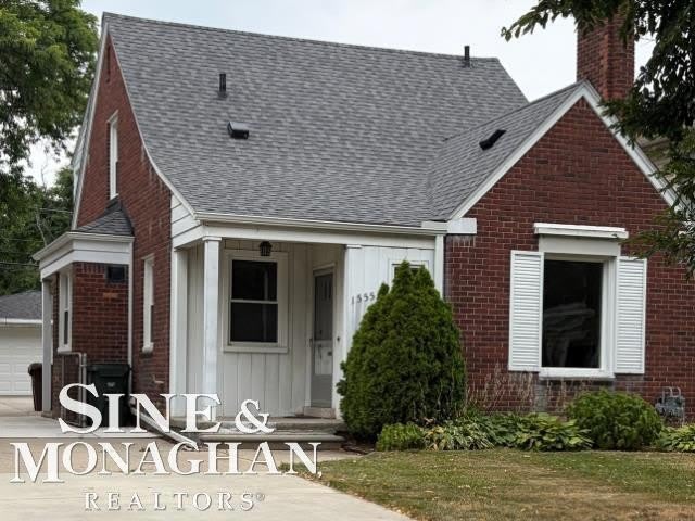 1555 Anita Avenue – photo 1