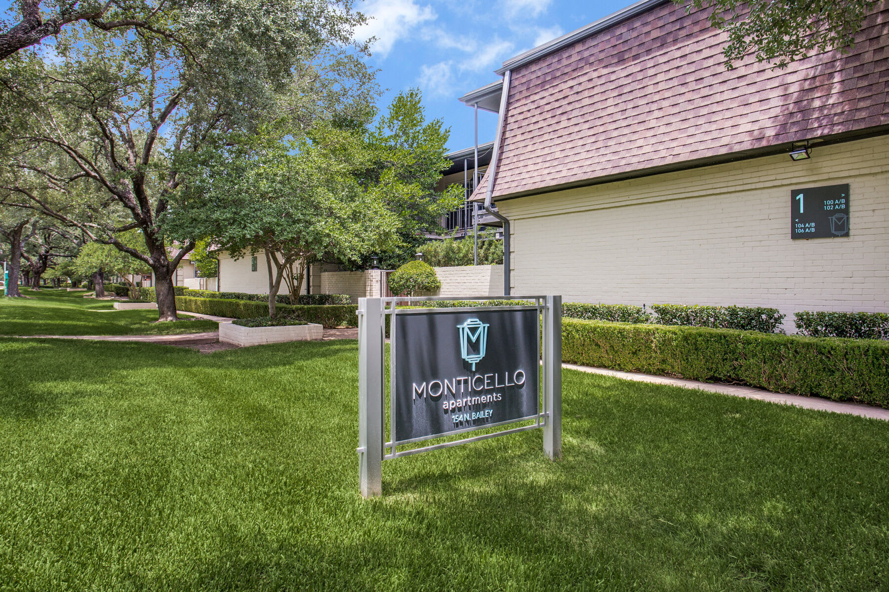 Monticello Apartment Homes – photo 1