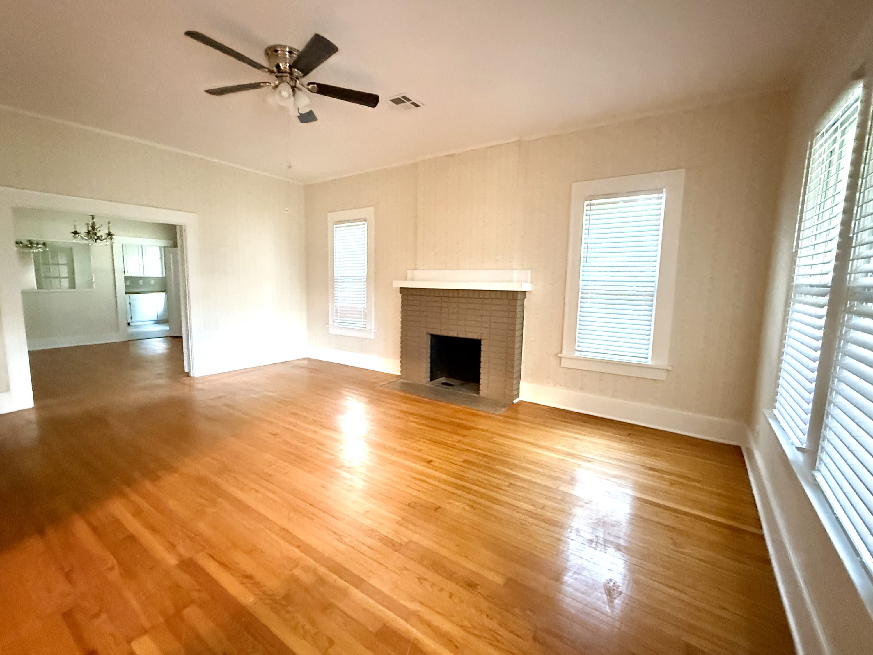 817 C Street Southeast – photo 5