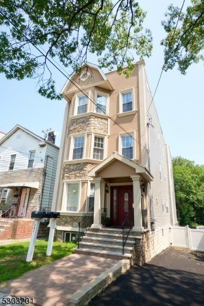 131 Sylvan Ave 2nd Fl. – photo 1