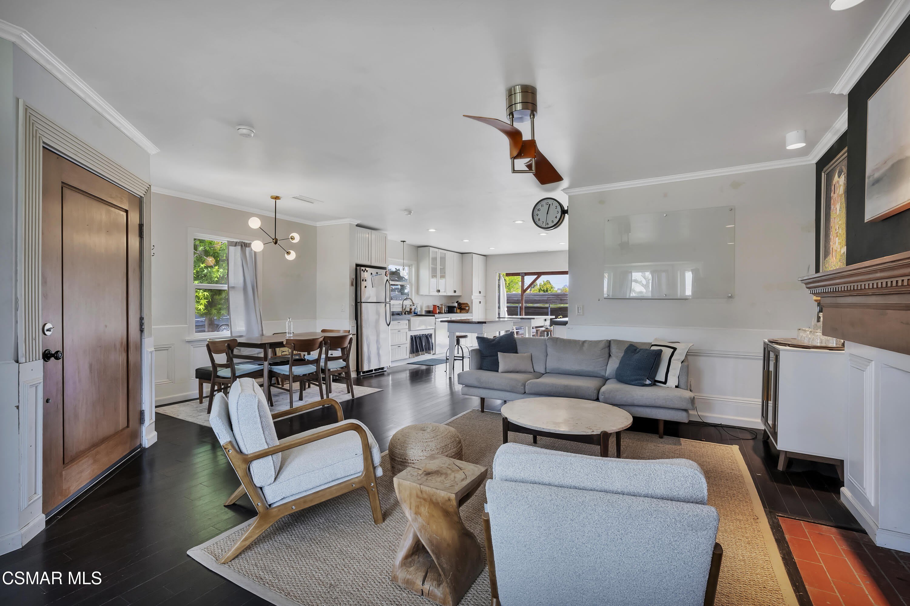 3870 Clark Avenue – photo 2