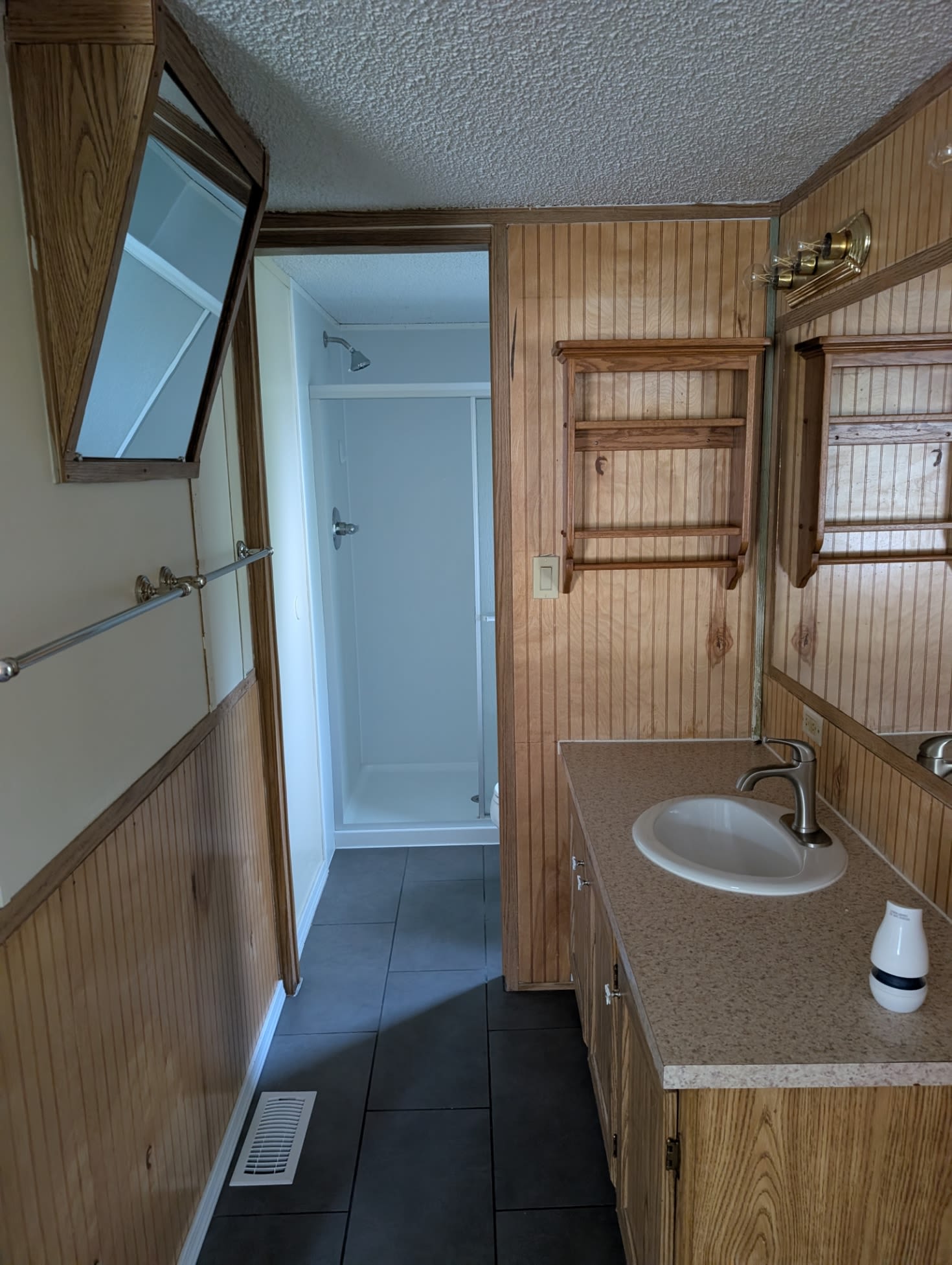 631 East 4th Street – photo 4