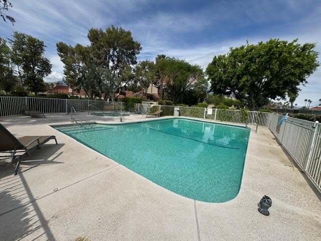 118 Racquet Club Drive S – photo 3