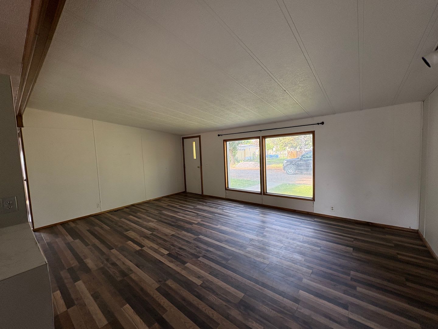 3 Bedroom 2 Bath Home For Rent – photo 2