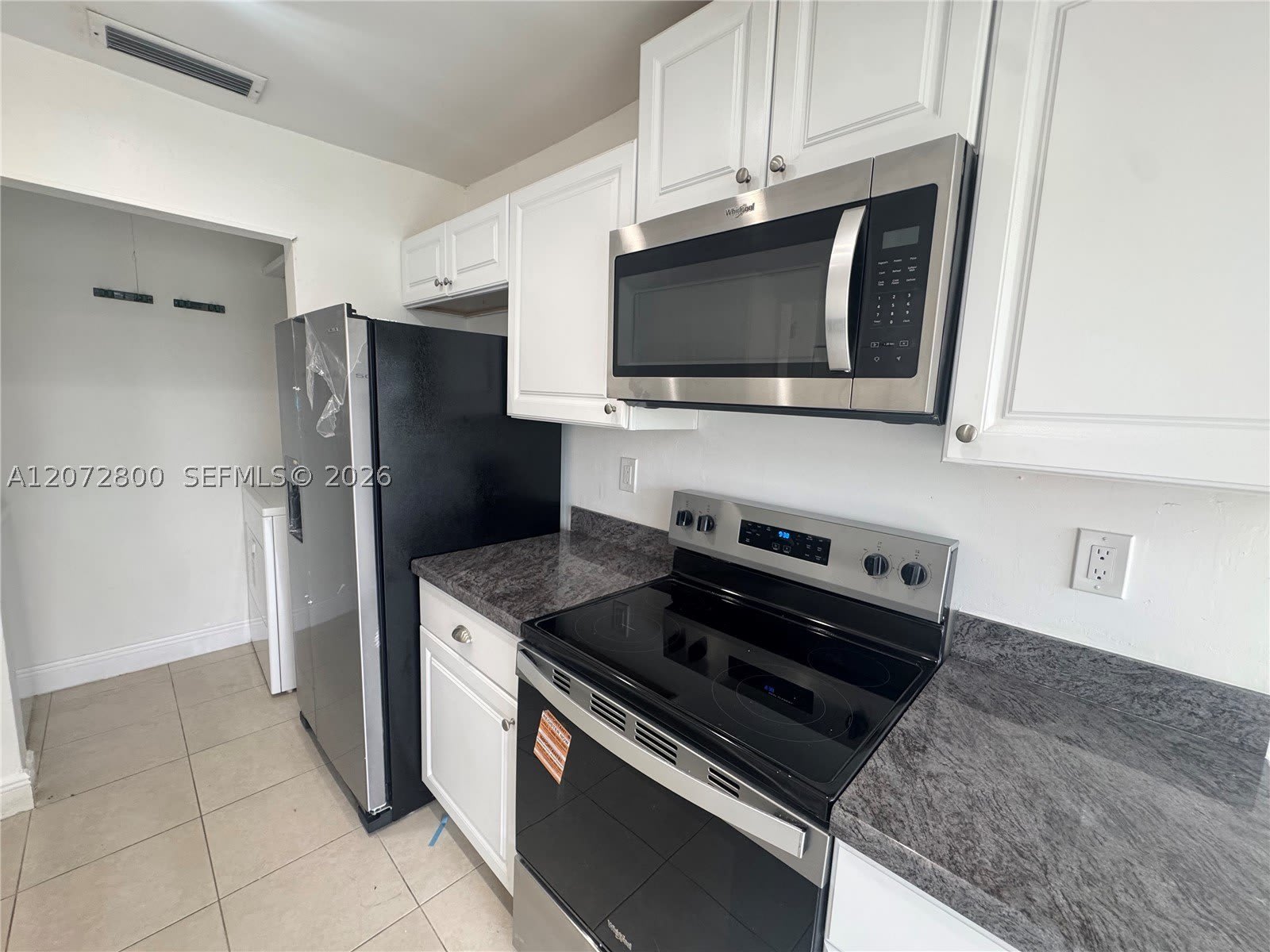 11002 SW 122nd Pl – photo 5