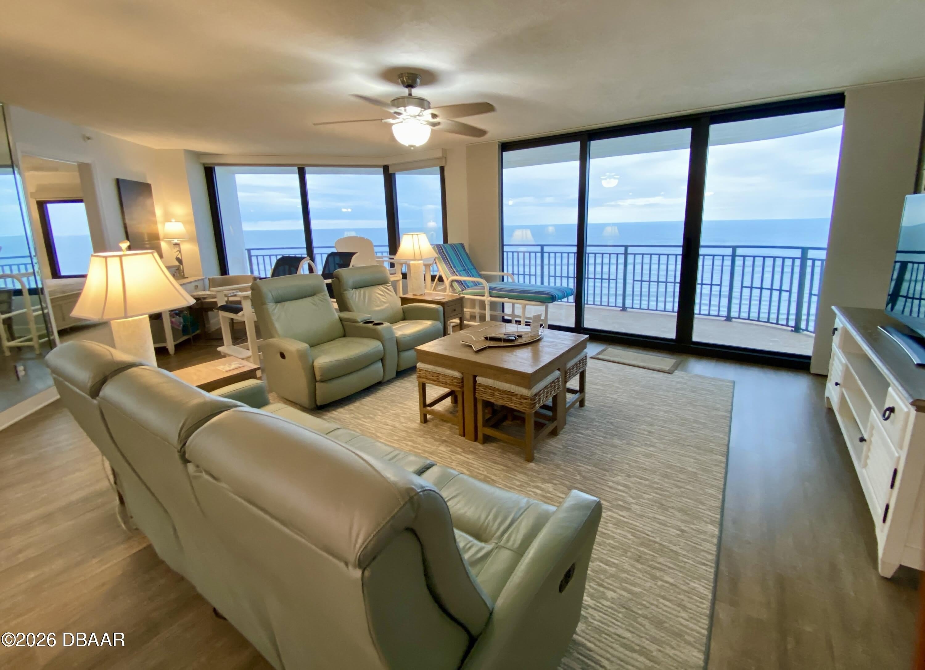 2555 S Atlantic Avenue – photo 2