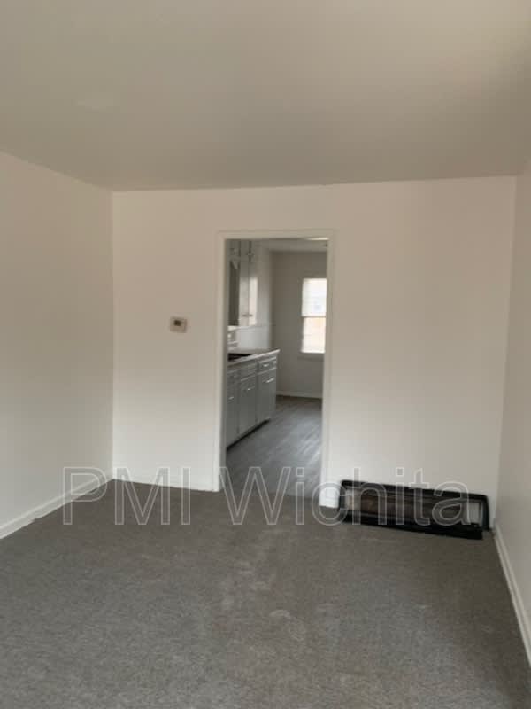 2301 S Belmont St – photo 2