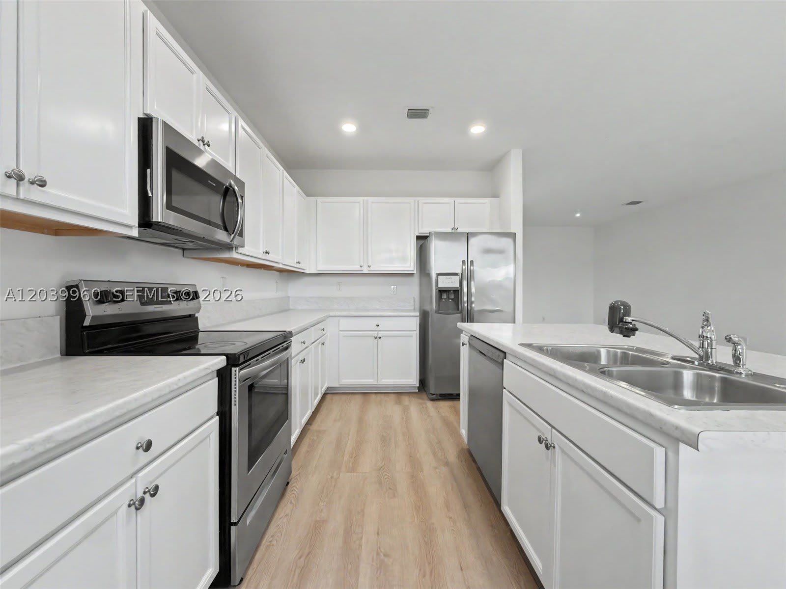 11296 SW 254th Ter – photo 3