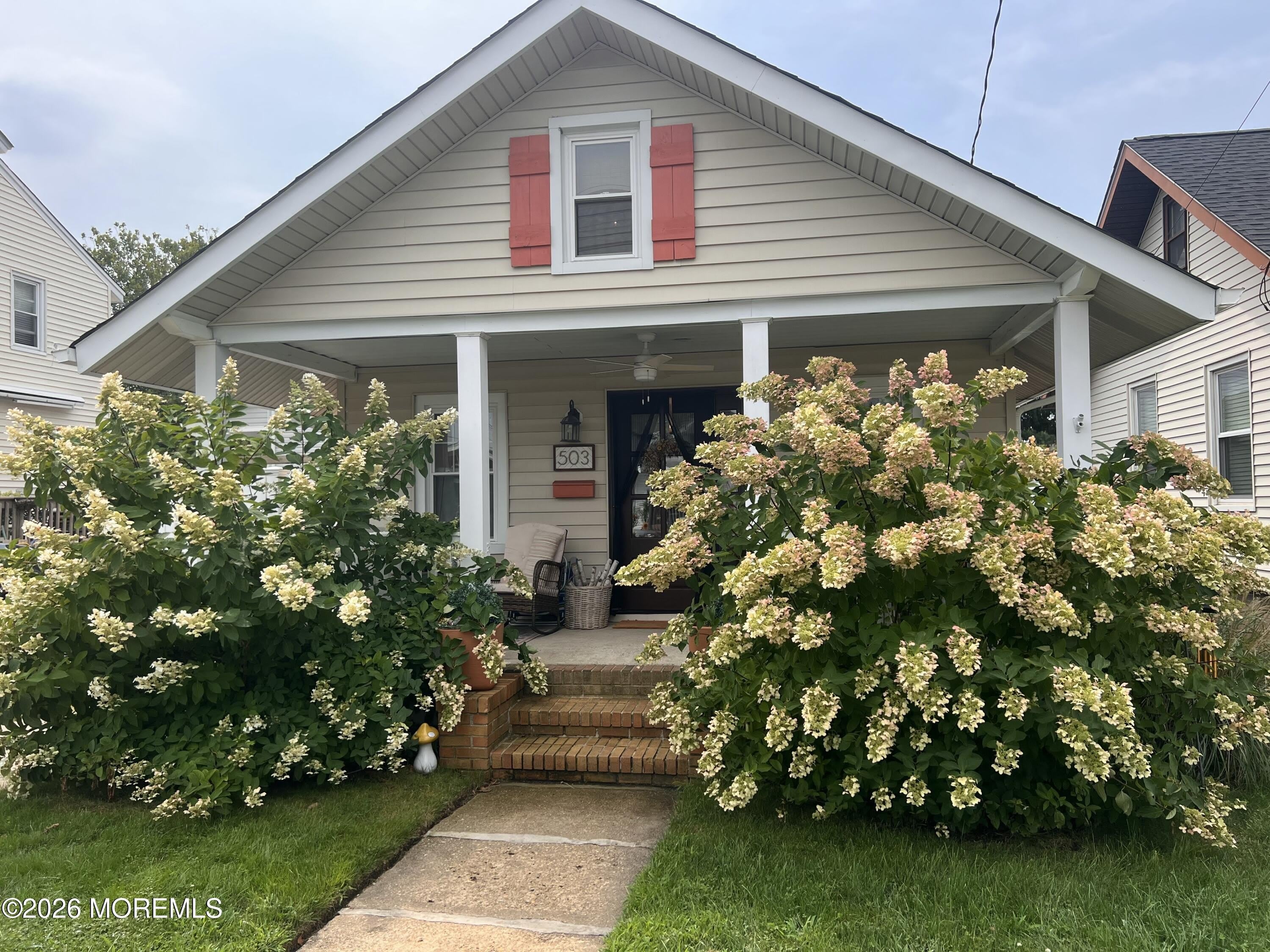 503 15th Avenue – photo 1