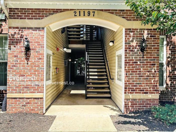 21197 McFadden Square – photo 2