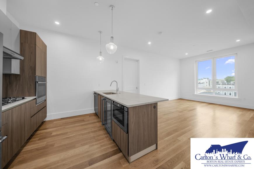 218 Old Colony Ave. – photo 2